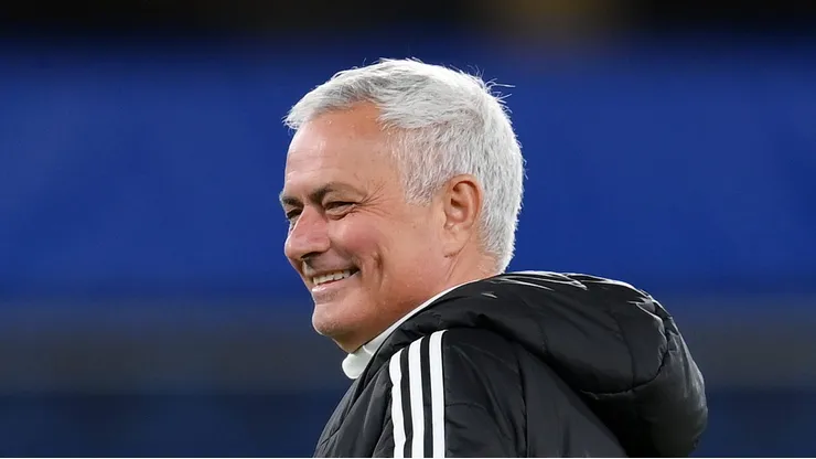 José Mourinho, técnico do Benfica. (Photo by Alex Broadway/Getty Images)