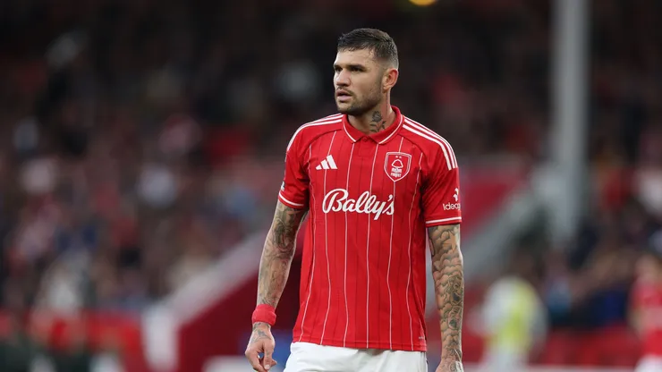 Morato em jogo do Nottingham Forest (Michael Regan/Getty Images)