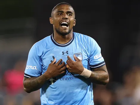 Douglas Costa negocia com o Emelec após ser descartado pelo Grêmio