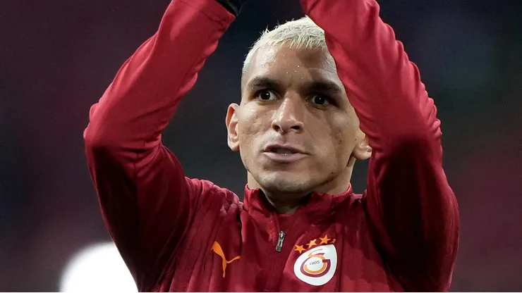Lucas Torreira, meia do Galatasaray. (Photo by Alex Bierens de Haan/Getty Images)