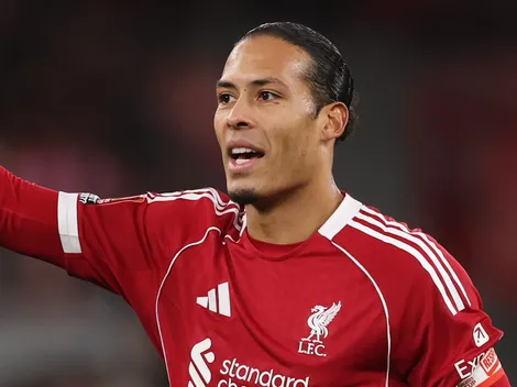 Chelsea tentou a contratação de Van Dijk em 2025