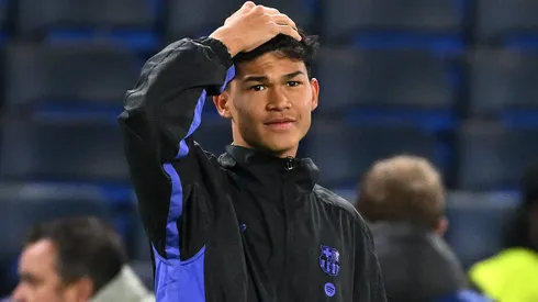 Dro Fernández deve deixar o Barcelona após receber uma oferta de um clube estrangeiro que pagará sua cláusula de rescisão, segundo Sport. Flick não gostou (Foto: Mike Hewitt/Getty Images)
