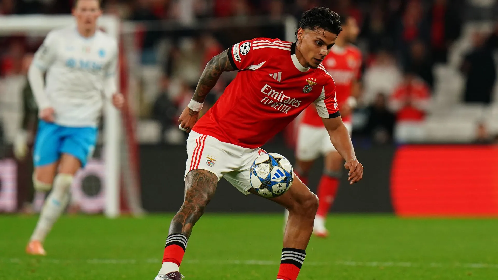 Richard Ríos já representou o Benfica em jogos da Champions League (foto: Gualter Fatia/Getty Images)