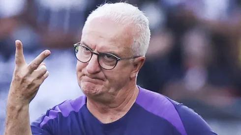 Clube da Turquia quer tirar o lateral Hugo do Corinthians; Dorival Júnior quer mantê-lo.  (Foto: Alexandre Schneider/Getty Images)
