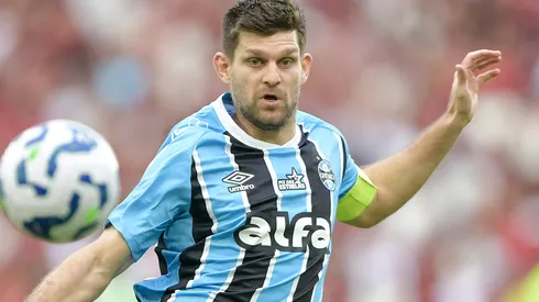Boca Juniors faz sondagem por Kannemann, do Grêmio e acordo pode acontecer. Foto: Thiago Ribeiro/AGIF
