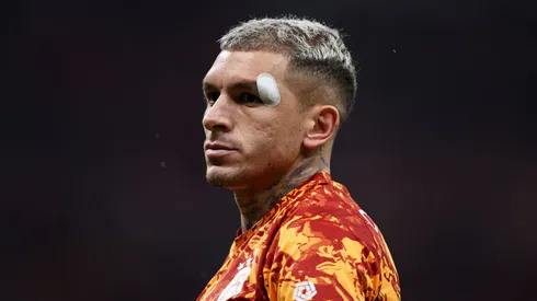 Lucas Torreira pediu para ser negociado pelo Galatasaray. Ahmad Mora/Getty Images.
