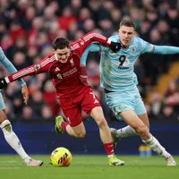 Liverpool empata com o Burnley e tropeça em casa