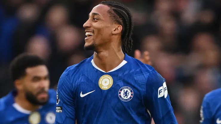 João Pedro em campo pelo Chelsea. Foto: Mike Hewitt/Getty Images