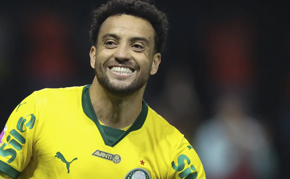 Felipe Anderson entra na lista de negociáveis do Palmeiras em reformulação