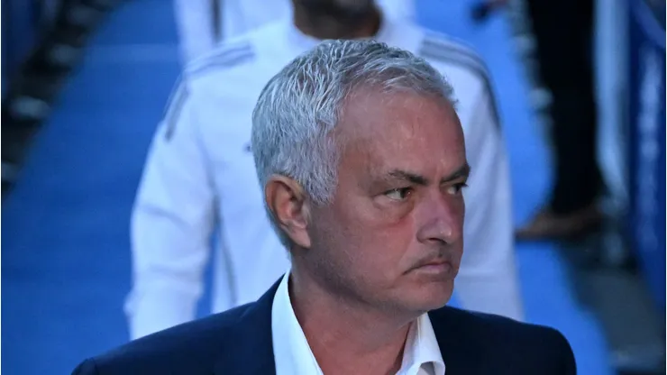 Mourinho recusa Real Madrid após ser cotado para o comando técnico. (Photo by Mike Hewitt/Getty Images)