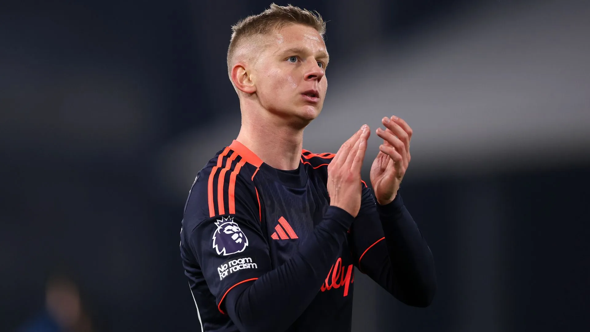 Ajax pode oficializar a contratação de Zinchenko a qualquer momento (foto: Ryan Pierse/Getty Images)