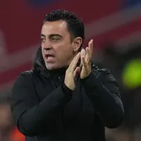 Ex-Barcelona Xavi surge como candidato a novo técnico do Ajax