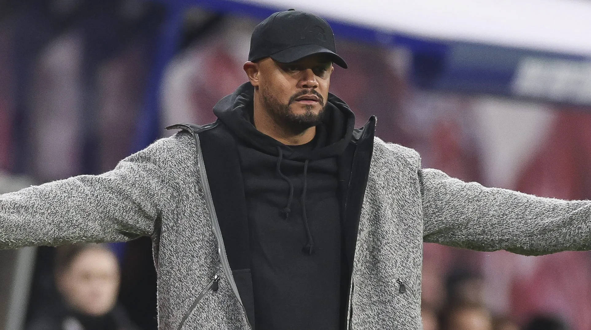Vincent Kompany, técnico do Bayern de Munique. (Foto: Maja Hitij/Getty Images)