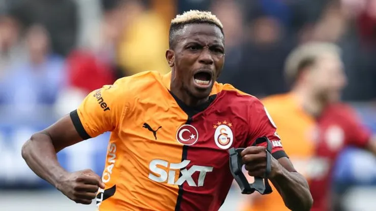 Osimhen em campo pelo Galatasaray (Foto: Ahmad Mora/Getty Images)