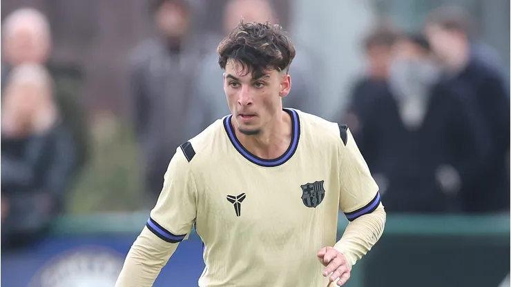 Guille Fernández perde espaço na base do Barcelona e avalia futuro. (Photo by Warren Little/Getty Images)