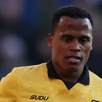 Jhon Arias decide ficar na Europa