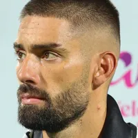 Yannick Carrasco é oferecido a Roma