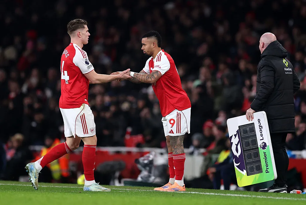 Viktor Gyoekeres e Gabriel Jesus no Arsenal. Brasileiro deu apoio ao sueco sobre falta de gols no time (Foto: Julian Finney/Getty Images)