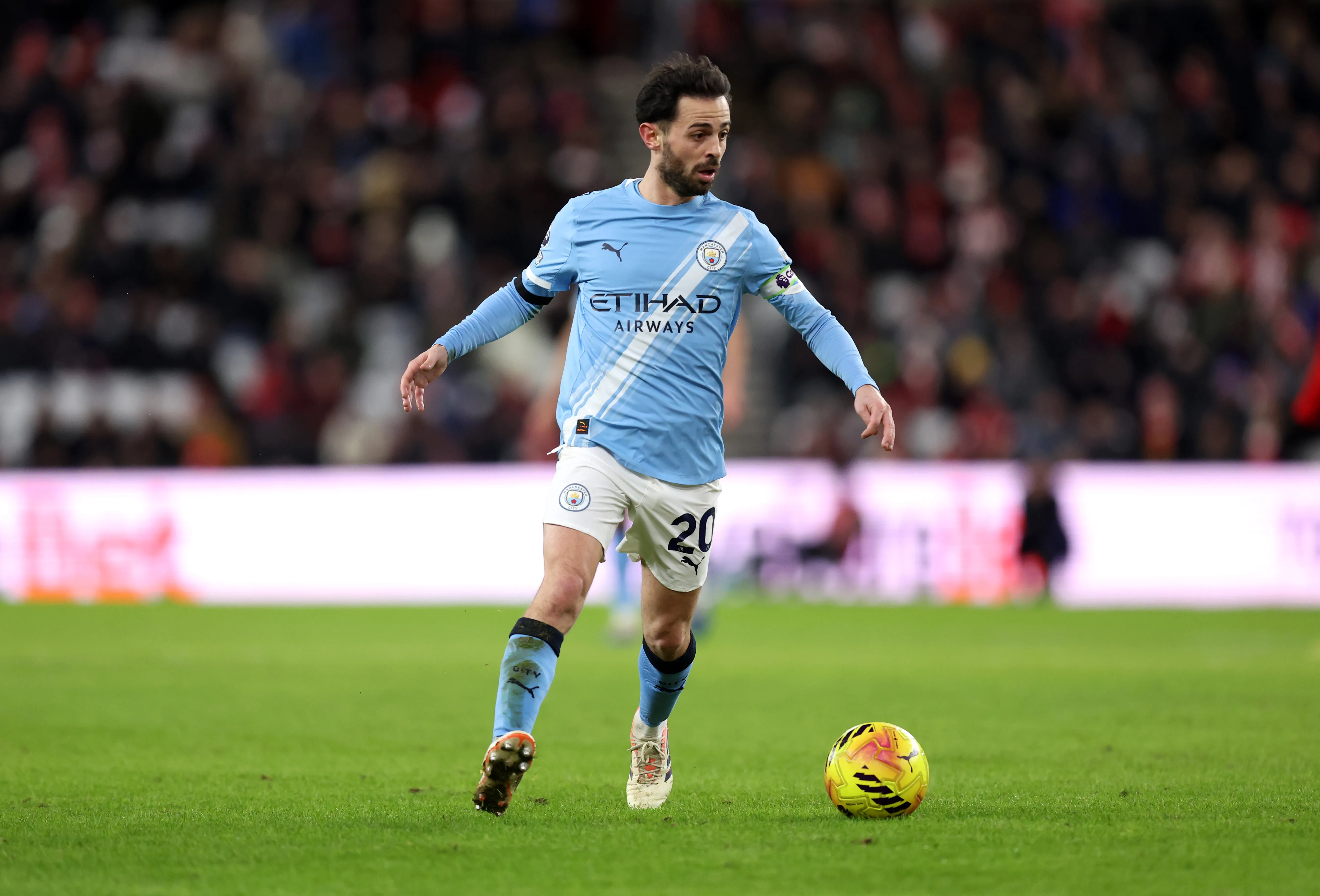 Bernardo Silva soma intensidade e a versatilidade que o Barcelona precisa. Foto: George Wood/Getty Images
