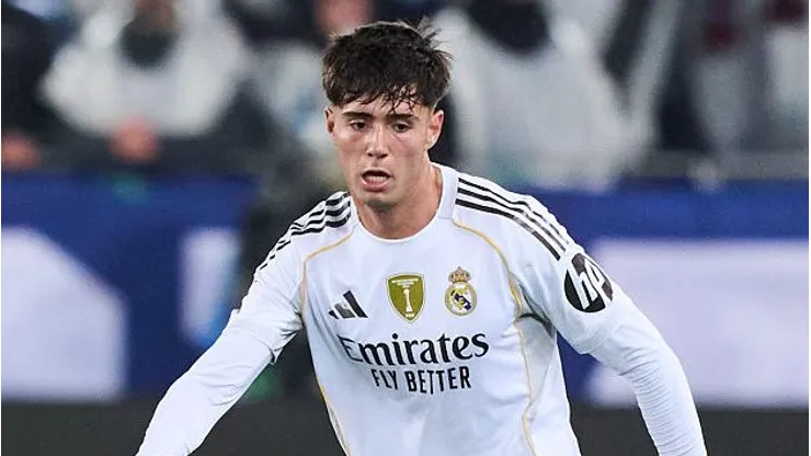 Victor Valdepeñas em jogo do Real Madrid. Foto: Juan Manuel Serrano Arce/Getty Images