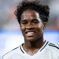 Endrick é elogiado por jornal francês após atuações no Lyon