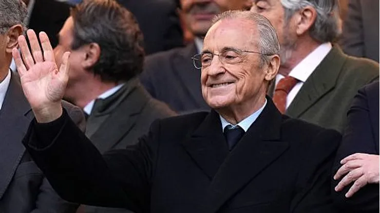Florentino Pérez, presidente do Real Madrid, pode acertar o contrato com jogador do Sevilla (Foto: Angel Martinez/Getty Images)