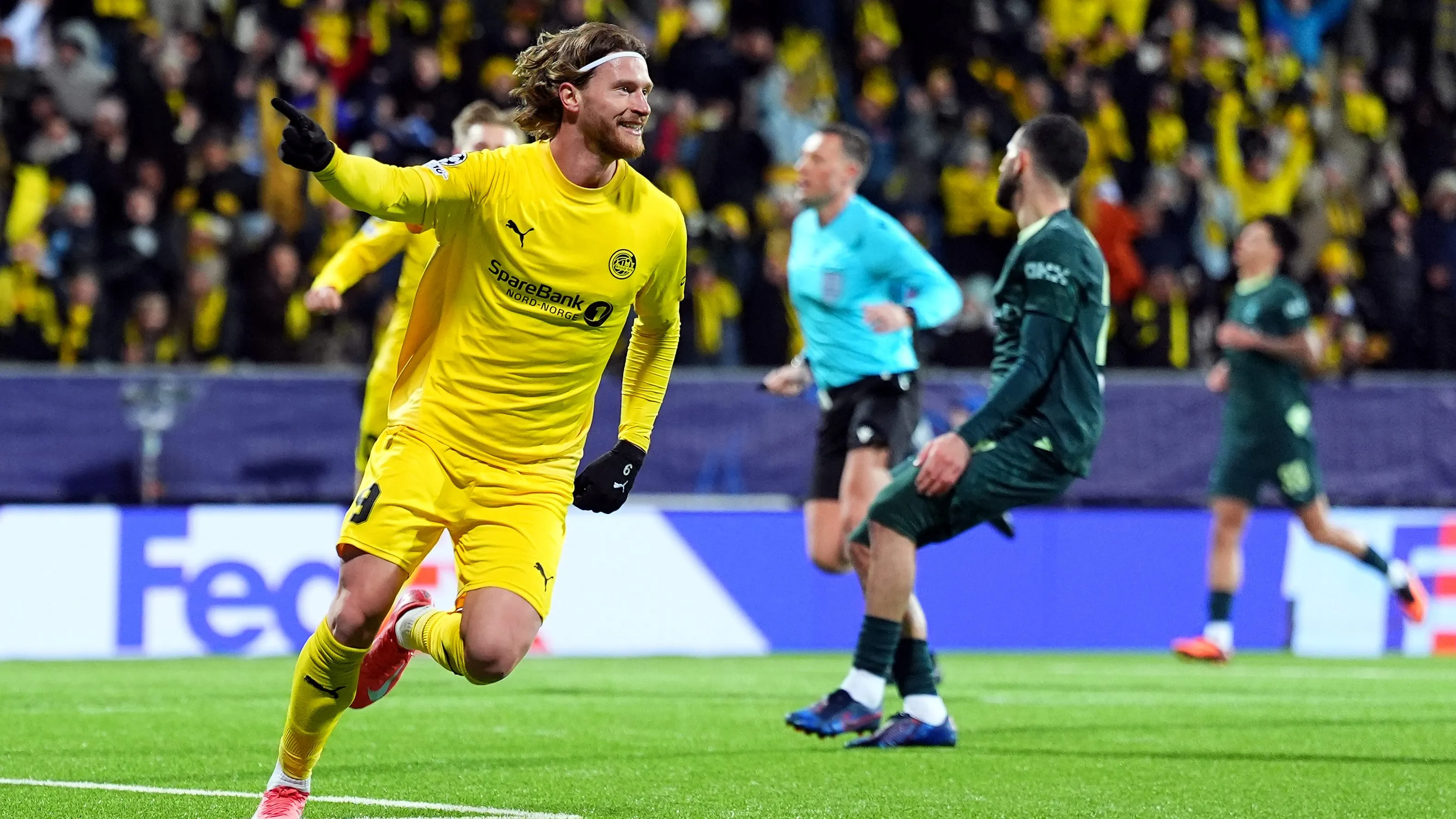 Kasper Hogh comemorando gol do Bodo/Glimt sobre o Manchester City. Foto: Martin Ole Wold/Getty Images
