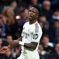 “Quero ficar no Real Madrid por muito tempo”, afirma Vini