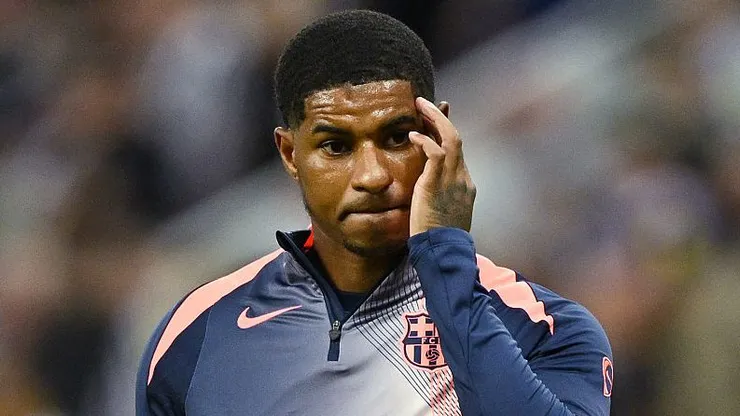 Manchester United conversa com Barcelona sobre a possibilidade de retorno do atacante (Foto: Clive Mason/Getty Images)