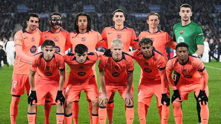 Jogadores do Barcelona. Equipe enfrenta o Slavia Praga nesta quarta (21) (Foto: Juan Manuel Serrano Arce/Getty Images)