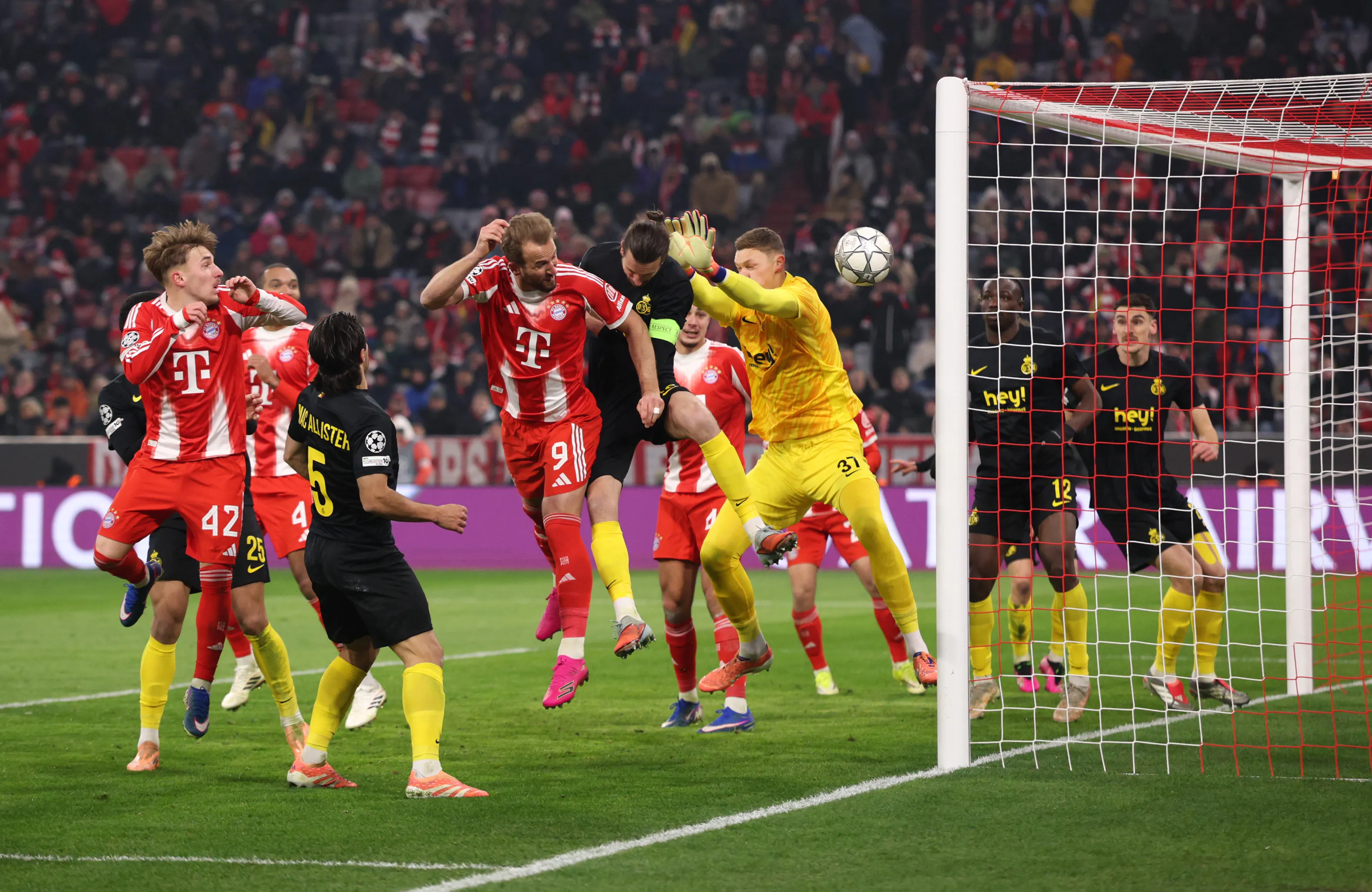 Momento em que Kane marcou o primeiro gol da partida desta quarta-feira. (Foto: Adam Pretty/Getty Images)