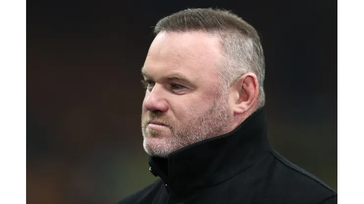 Ex-craque Wayne Rooney reacende velha rivalidade em polêmica comparação de gerações. (Foto: Marco Luzzani/Getty Images)
