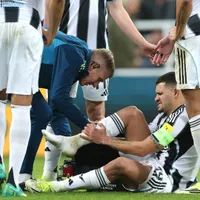 Bruno Guimarães se machuca em Newcastle x PSV; lesão pode ser grave