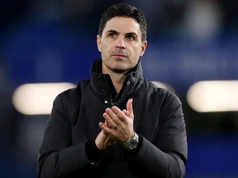 Arsenal e Dortmund enviam olheiros à Suécia para acompanhar Kostov