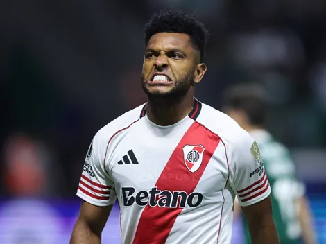 Miguel Borja assina contrato com o Al Wasl