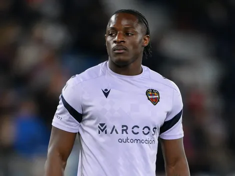 Manchester United e Arsenal brigam pela contratação de Etta Eyong