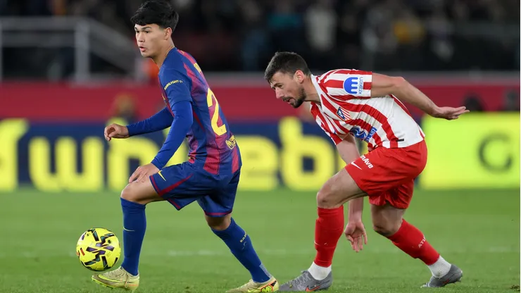 O atacante Dro Fernández em jogo do Barcelona (David Ramos/Getty Images)