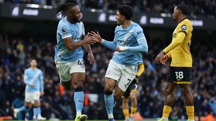 Semenyo e Marmoush fizeram os gols do Manchester City