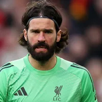 Bournemouth 3 x 2 Liverpool: Arne Slot tem atrito com Alisson na derrota