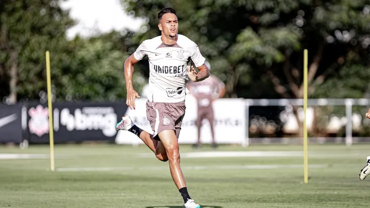 Torino avança nas negociações e aguarda aval do Corinthians para contratar João Pedro Tchoca. Foto: Leonardo Lima/AGIF