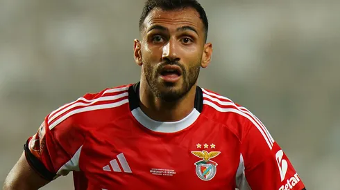 Benfica recebe proposta de R$ 313 milhões do Al-Hilal por Pavlidis; Atleta não quer sair em janeiro. (Foto: Gualter Fatia/Getty Images)