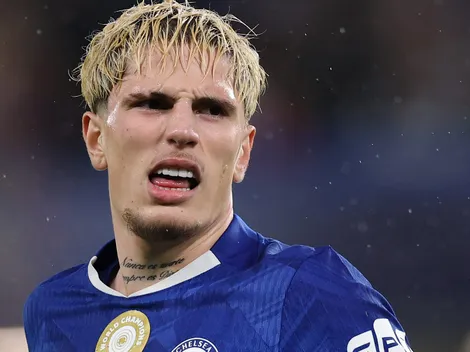 Garnacho cogita deixar o Chelsea por empréstimo após perder espaço