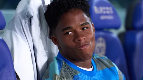 Aproveitamento de Endrick no Real Madrid é alvo de debate após elogios de comentarista europeu. (Foto: Aitor Alcalde/Getty Images)