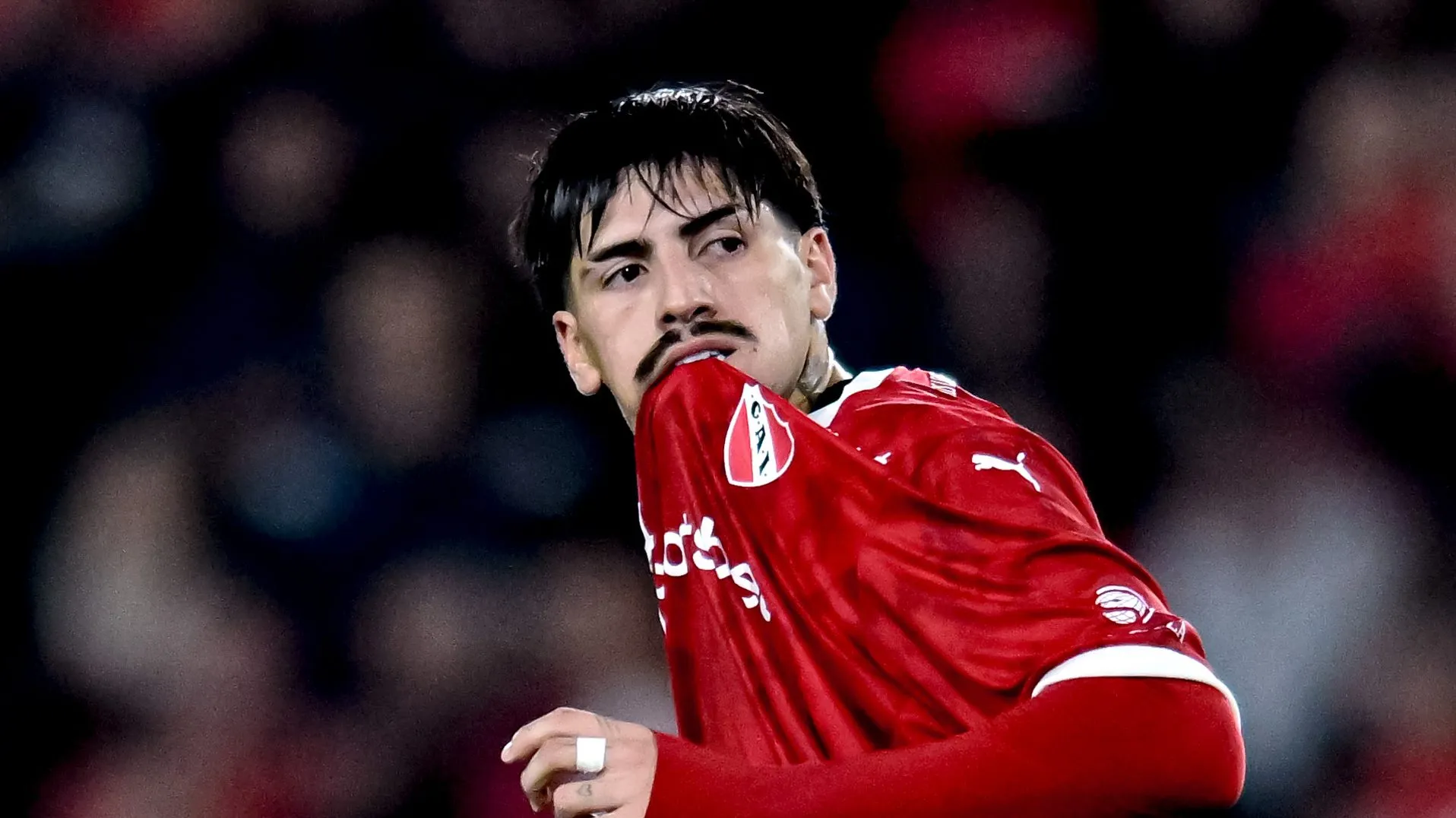 Lomónaco em campo pelo Independiente