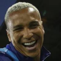 LDU oferece salário de R$ 600 mil por mês para contratar Deyverson