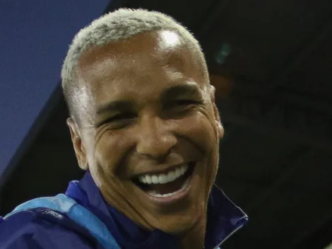 LDU oferece salário de R$ 600 mil por mês para contratar Deyverson