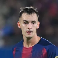 Casadó fica em cima do muro sobre deixar o Barcelona em janeiro