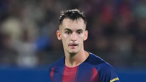 Marc Casadó, do Barcelona, deixa em aberto se vai deixar o time em janeiro. (Photo by David Ramos/Getty Images)