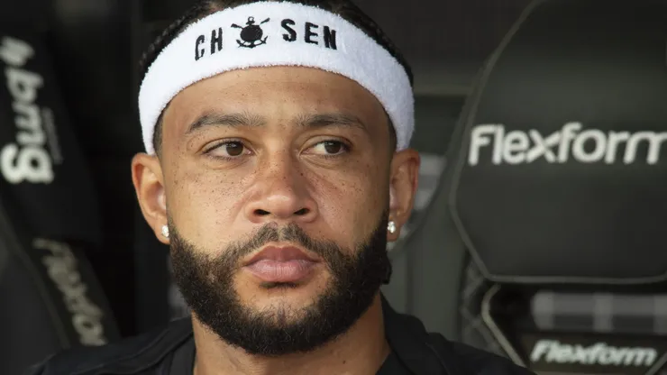 Depay entra na mira de Al-Wasl e Shabab Al-Ahli. Foto: Anderson Romao/AGIF