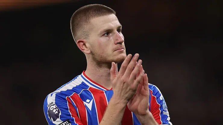 Adam Wharton, do Crystal Palace, pode deixar o clube para reforçar o Manchester United. Foto: Marc Atkins/Getty Images